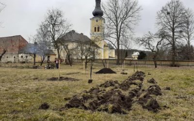 Uprostřed na okraji